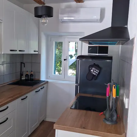 Apartament Mocic *