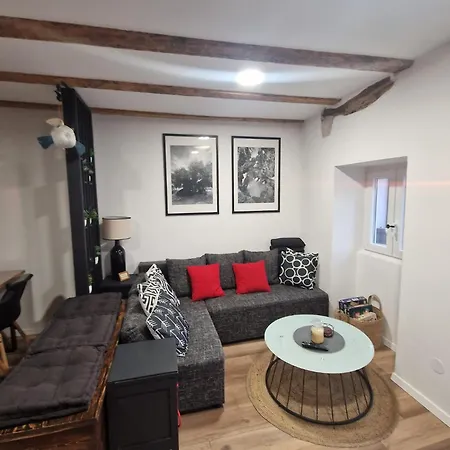 Mocic Apartament